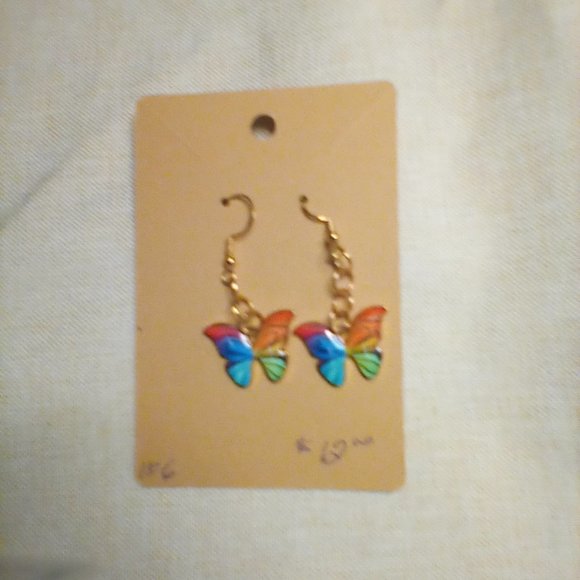 Bundle of Women/ Teen Earrings - Picture 1 of 3